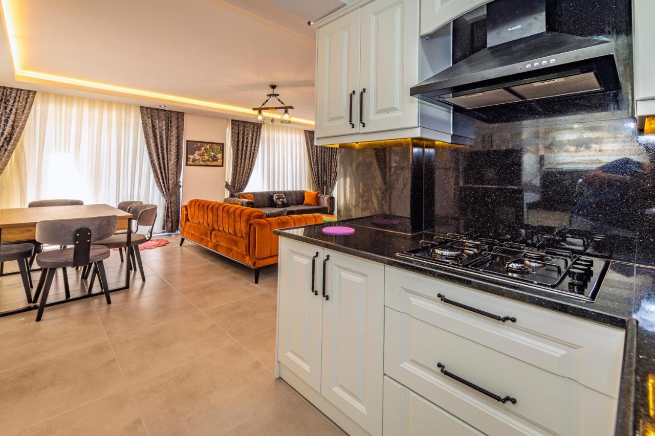 Salkim- 4 Bedroom Holiday Villa In Oludeniz Fethiye Eksteriør bilde
